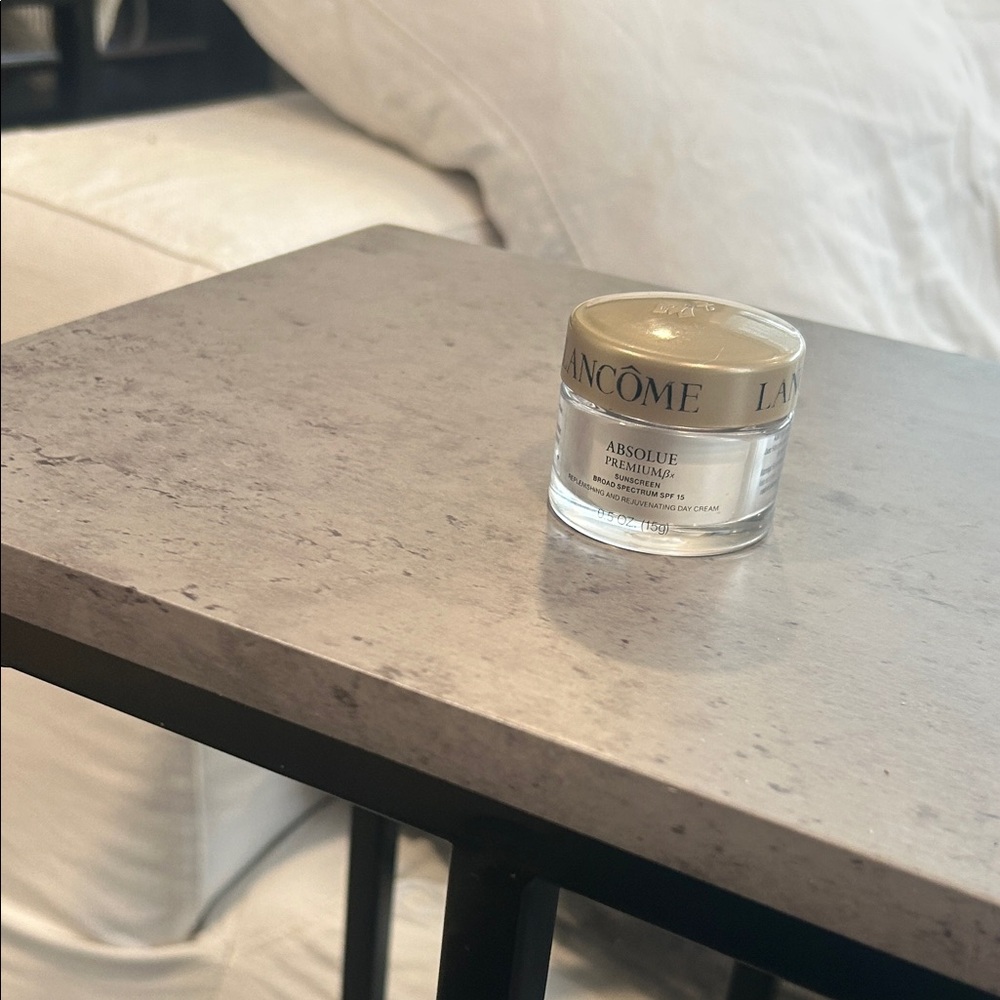 Lancôme 
Absolue Premium Bx Sunscreen Travel Size,‎ 0.5oz
